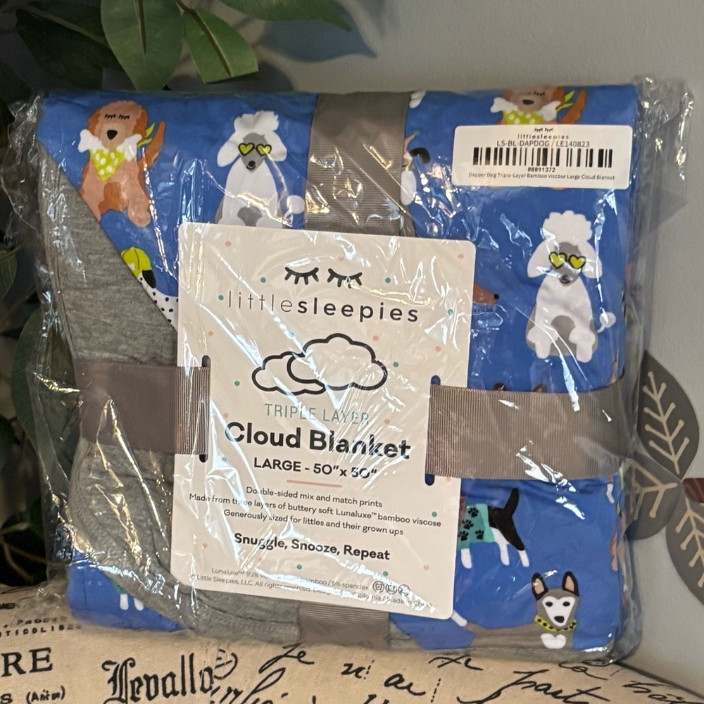 Little Sleepies Dapper Dog Cloud Blanket🐾 NEW - Picture 1 of 6